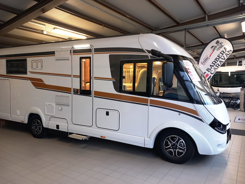 malibu-confort-i500qb-doppiopavimento-lettonautico-barberacaravan-castelboglione-at-1