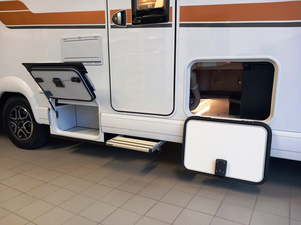 malibu-confort-i500qb-doppiopavimento-lettonautico-barberacaravan-castelboglione-at-3