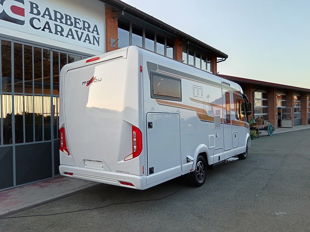 malibu-i450rble-motorhome-doppiopavimento-automatico-barberacaravan-castelboglione-at-20