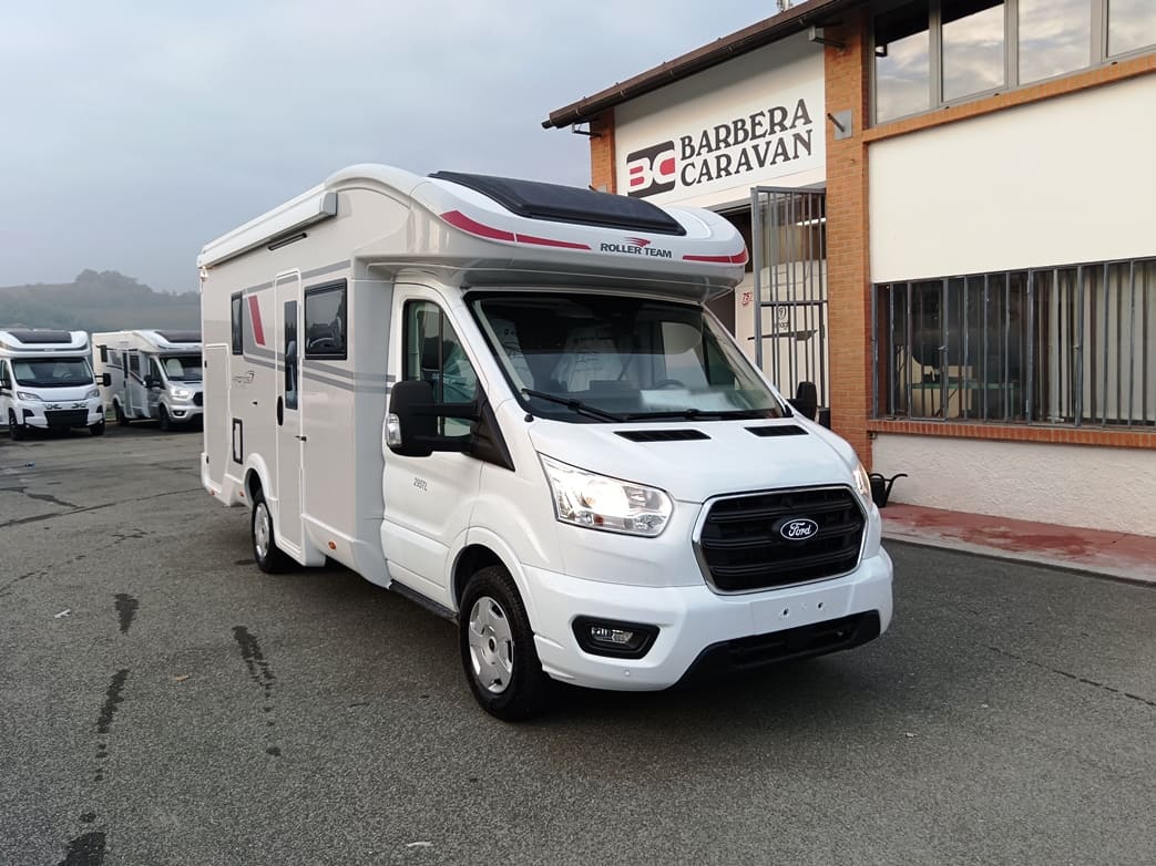 rollerteam-kronos295tl-advance-garage-barberacaravan-castelboglione-at-12