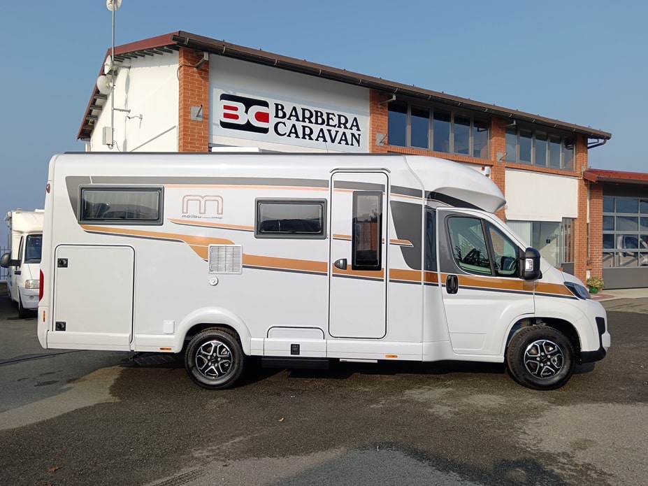 malibu-reisemobil-t430-semintegrale-corto-gemelli-barberacaravan-castelboglione-at-2