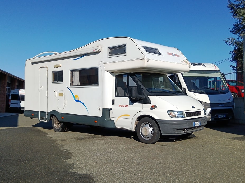 caravansinternational-riviera-gte-mansardato-7posti-castelli-barberacaravan-castelboglione-at-1